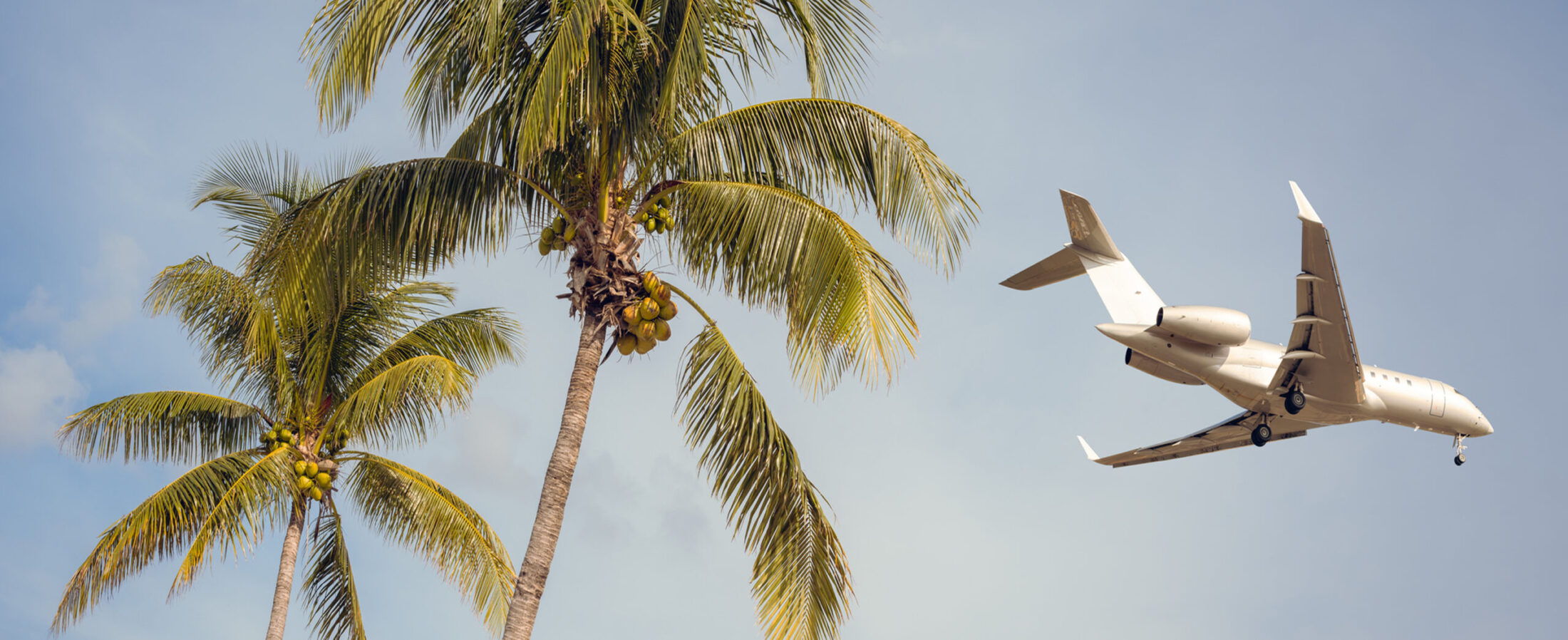 Private vs. Commercial Travel: Breaking Down Cost, Time, and Experience
